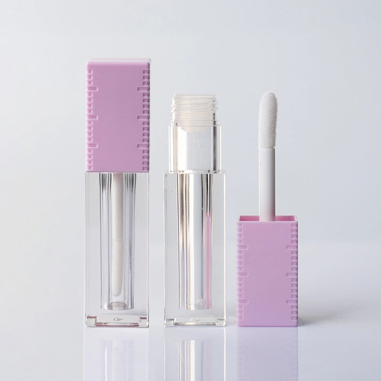 5.4ml Professional Chunky Square Lip Gloss Tube with Ruler Scale Embossed Cap and Big Wand Applicator