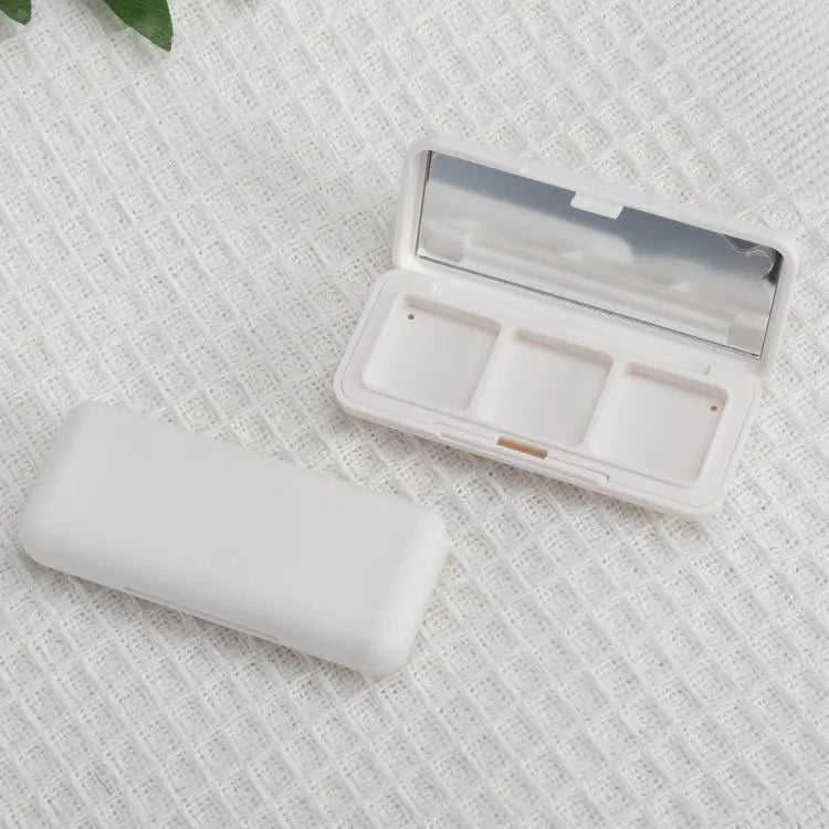Square 3 - Pan Makeup Compact | Custom White ABS Trio Palette - Compacts & Palettes